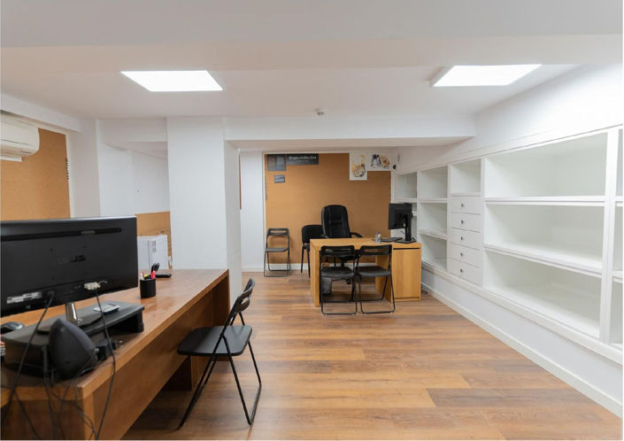 Image No.24-5 Bed Property for sale