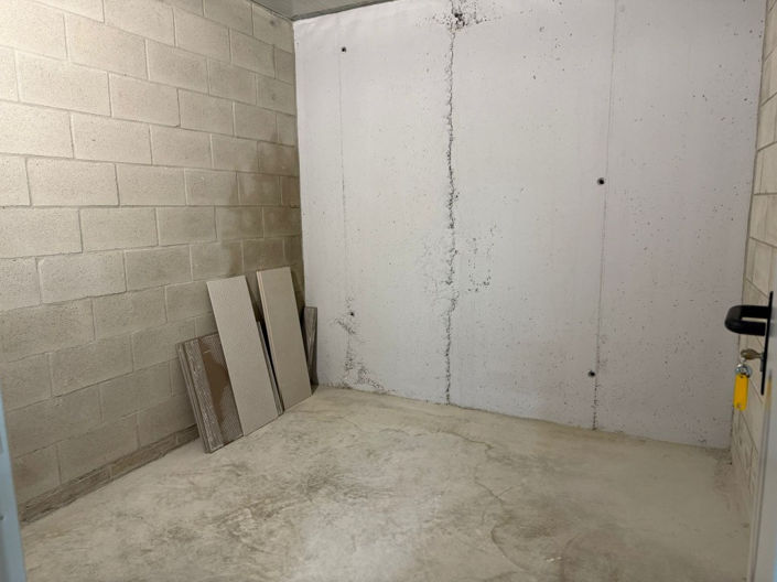 Image No.17-2 Bed Apartment for sale