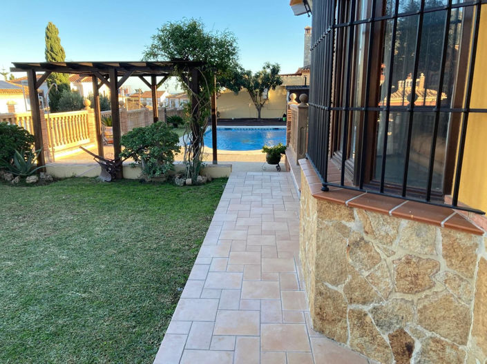 Image No.22-4 Bed Villa for sale