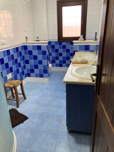 Image No.30-4 Bed Villa for sale