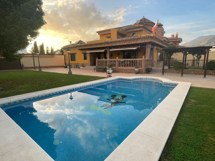 Image No.8-4 Bed Villa for sale