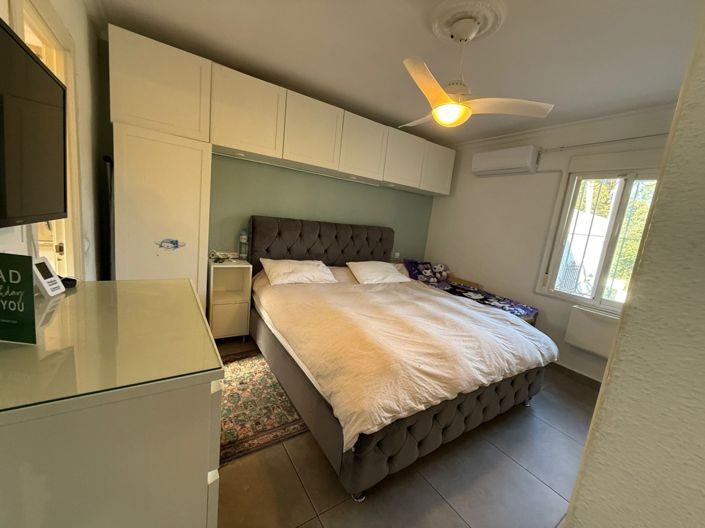 Image No.8-3 Bed Townhouse for sale