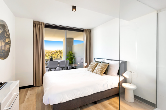 Image No.10-3 Bed Apartment for sale