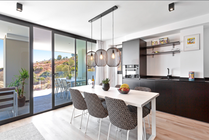 Image No.18-3 Bed Apartment for sale