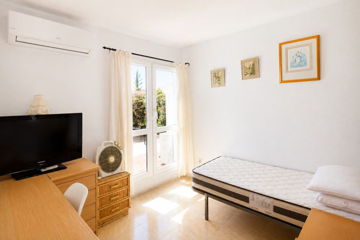 Image No.10-2 Bed Villa for sale