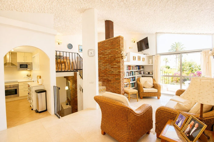 Image No.16-2 Bed Villa for sale