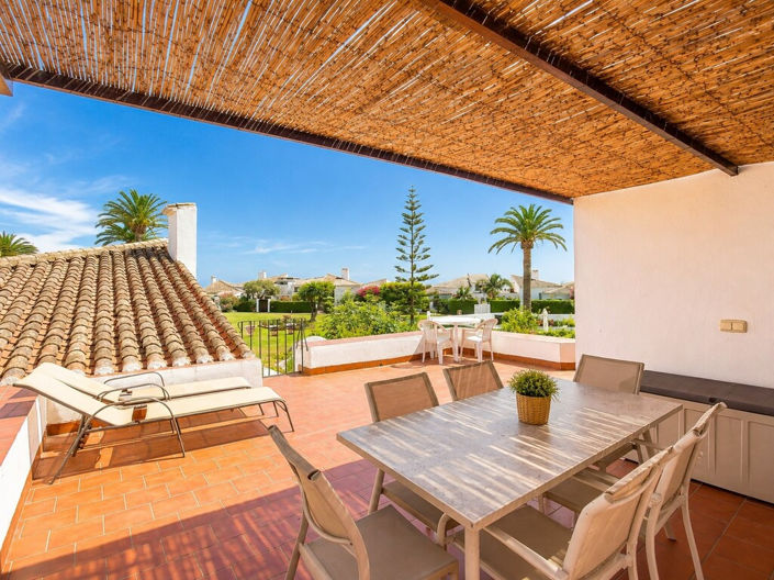 Image No.19-2 Bed Villa for sale