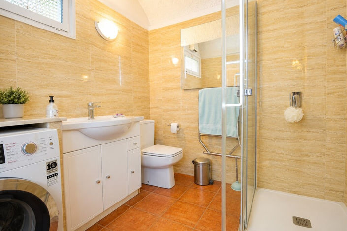 Image No.9-2 Bed Villa for sale