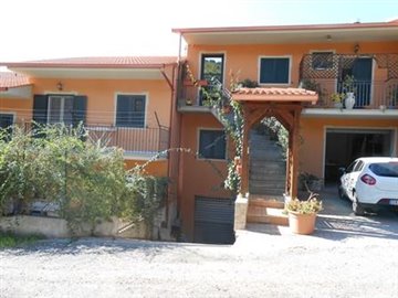 Maison de ville de 3 chambres à vendre à Nocera Terinese