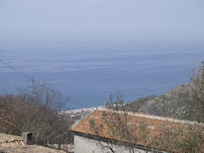 Image No.8-2 Bed House for sale