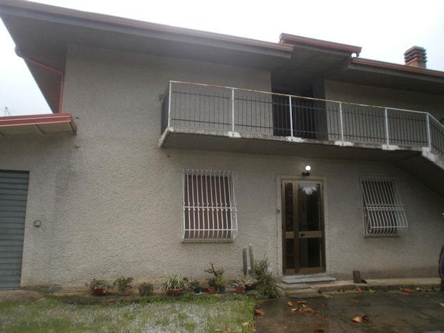 Image No.19-Maison de campagne de 3 chambres à vendre à Gizzeria