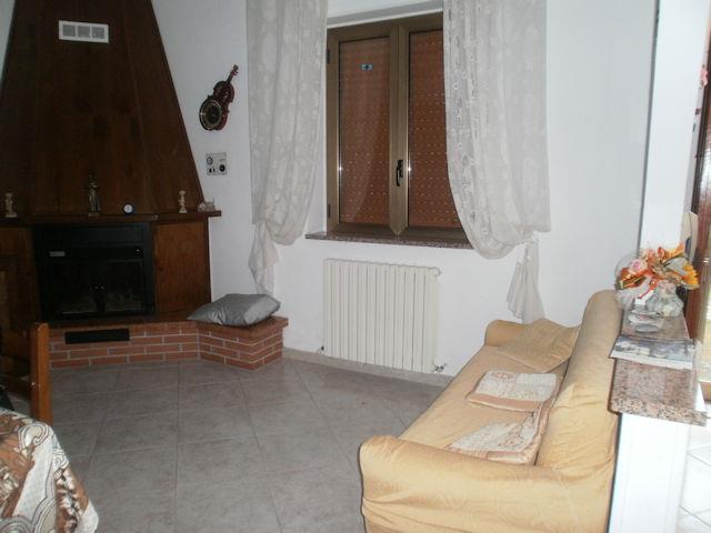 Image No.16-Maison de campagne de 3 chambres à vendre à Gizzeria