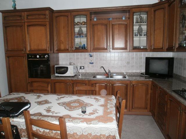 Image No.3-Maison de campagne de 3 chambres à vendre à Gizzeria