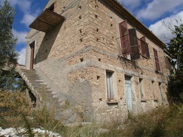 3 Bed Farmhouse for sale