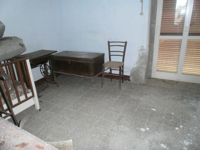 Image No.8-3 Bed Farmhouse for sale