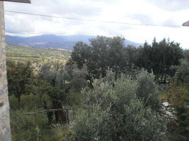 Image No.11-3 Bed Farmhouse for sale