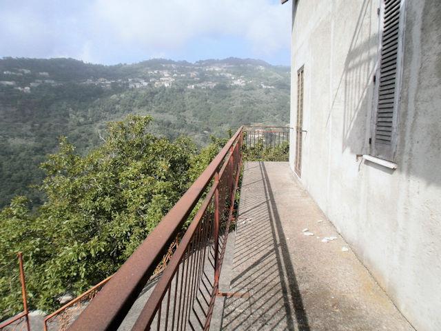 Image No.7-Maison de 5 chambres à vendre à Longobardi