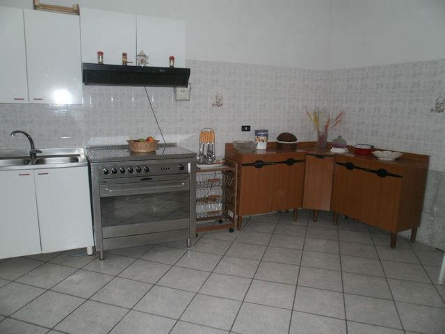 Image No.4-Maison de 5 chambres à vendre à Longobardi