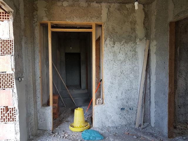 Image No.10-5 Bed House for sale