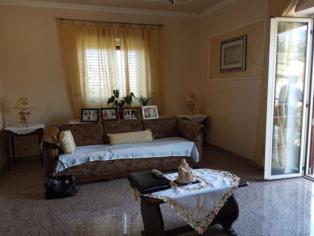 Image No.4-5 Bed House for sale