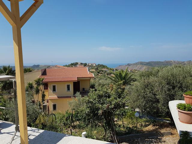 Image No.24-5 Bed House for sale