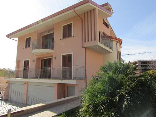 Image No.3-Villa de 3 chambres à vendre à Amantea