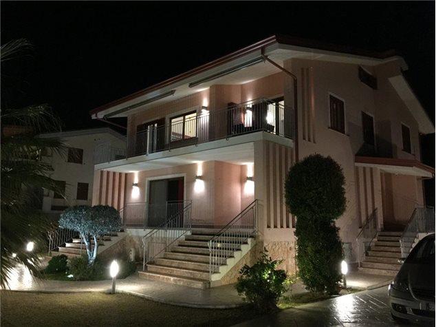 Image No.4-Villa de 3 chambres à vendre à Amantea