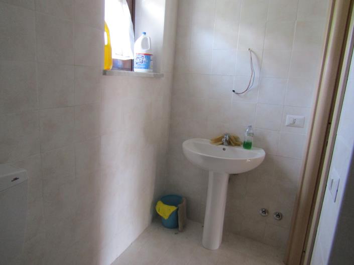 Image No.13-2 Bed Bungalow for sale