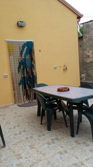 Image No.17-2 Bed Bungalow for sale