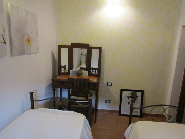 Image No.26-Maison de village de 3 chambres à vendre à Cavriglia