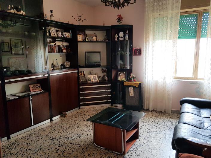 Image No.13-3 Bed Apartment for sale