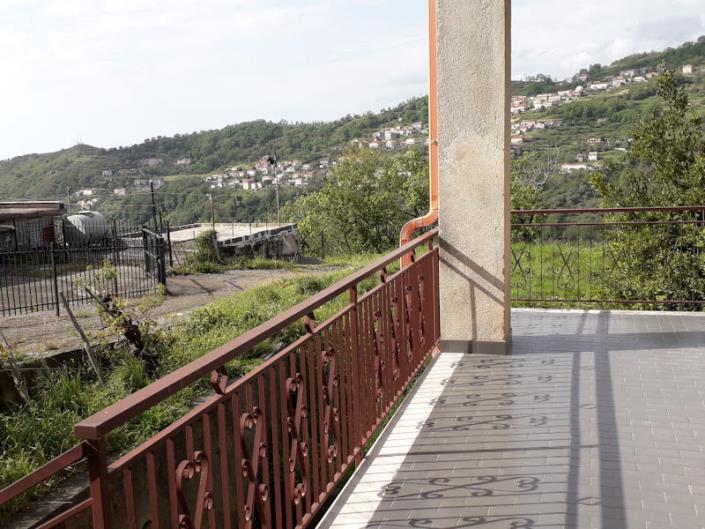 Image No.2-Maison de 3 chambres à vendre à Longobardi