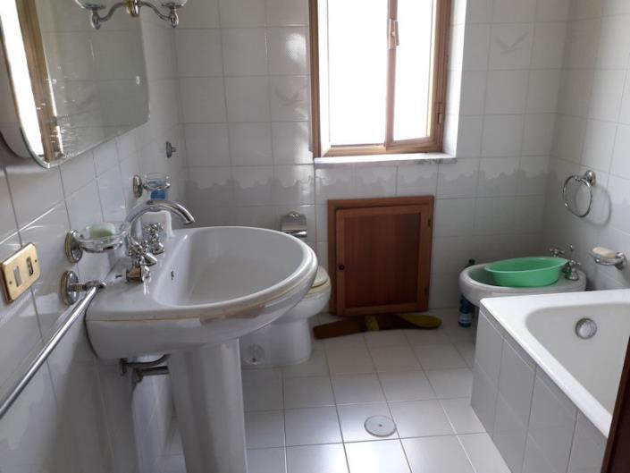 Image No.8-Maison de 3 chambres à vendre à Longobardi