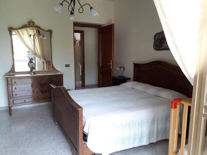 Image No.9-Maison de 3 chambres à vendre à Longobardi