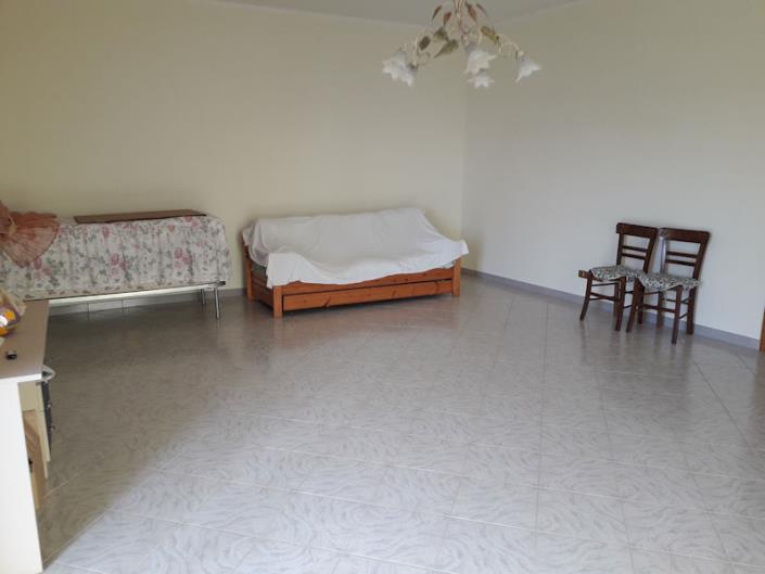 Image No.10-Maison de 3 chambres à vendre à Longobardi