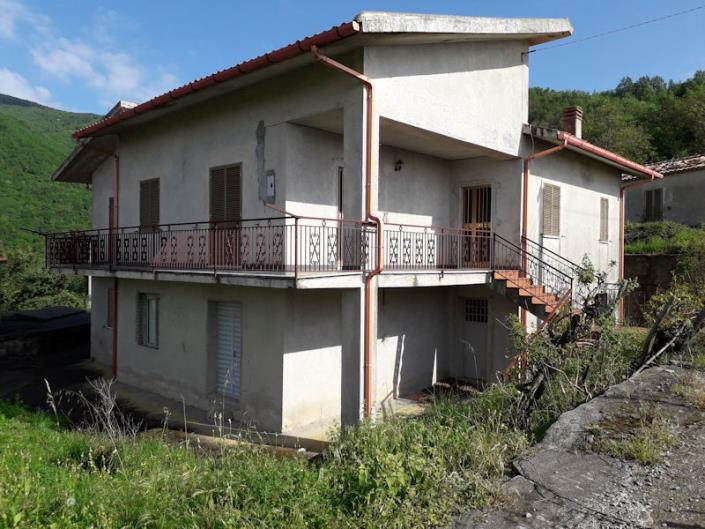 Image No.13-Maison de 3 chambres à vendre à Longobardi