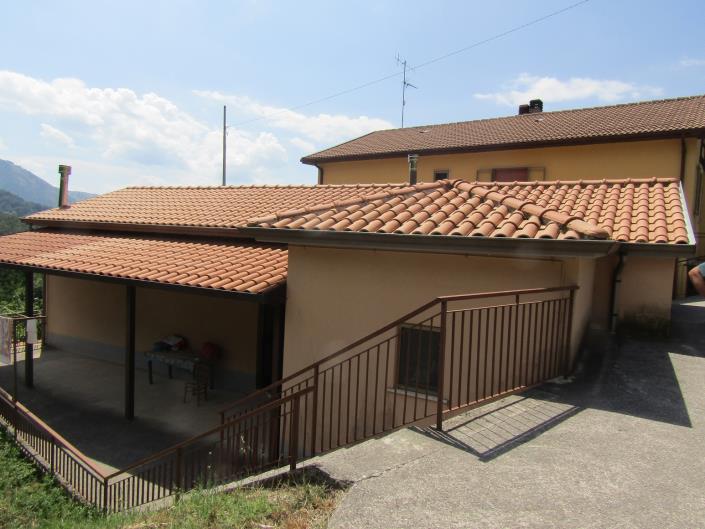 Image No.2-Bungalow de 2 chambres à vendre à Nemoli