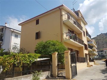 3 Bed Apartment for sale