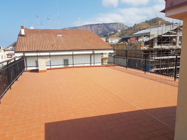 Image No.12-3 Bed Apartment for sale