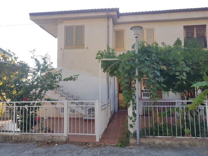 Image No.1-3 Bed Apartment for sale