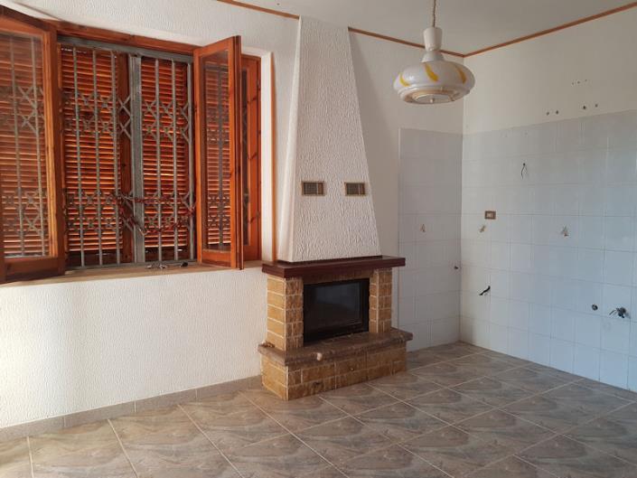 Image No.3-3 Bed Apartment for sale