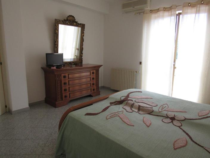 Image No.12-Villa de 4 chambres à vendre à Scalea