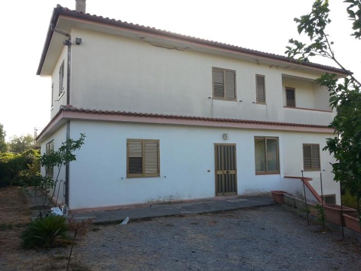 Image No.2-Villa de 4 chambres à vendre à Scalea