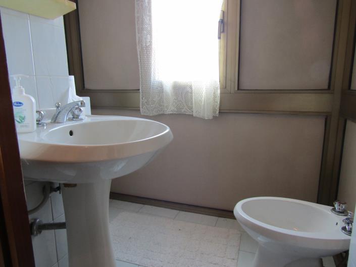 Image No.18-3 Bed Townhouse for sale