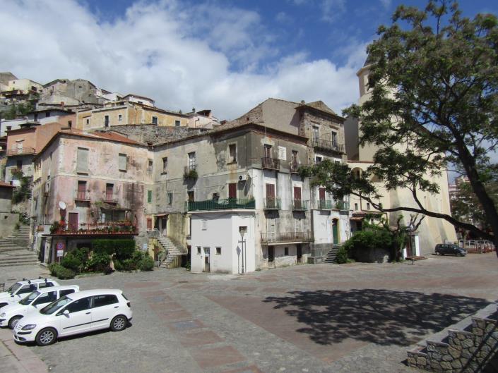 Image No.16-3 Bed Townhouse for sale