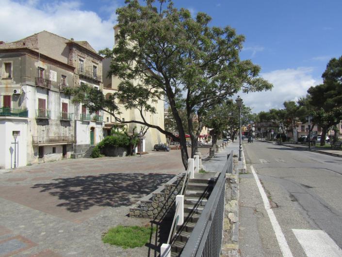 Image No.17-3 Bed Townhouse for sale