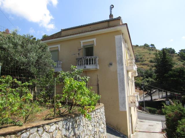 Image No.2-Appartement de 3 chambres à vendre à Santa Domenica Talao