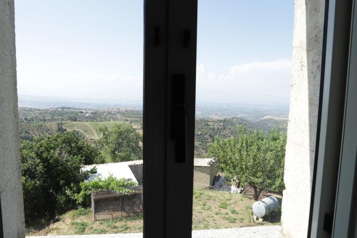 Image No.24-2 Bed Farmhouse for sale