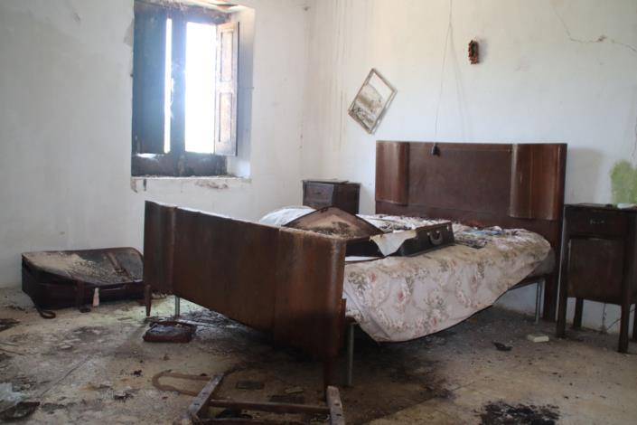 Image No.11-2 Bed Farmhouse for sale