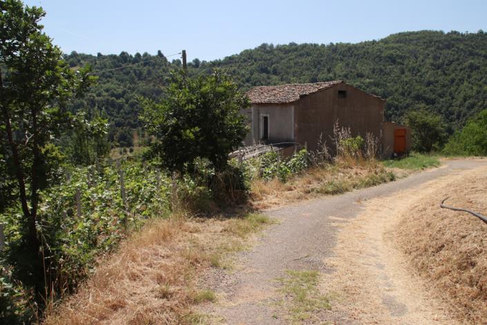 Image No.6-2 Bed Farmhouse for sale